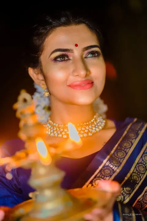 Traditional saree shoot. Photography: Ravindu Wanigasekara Photography