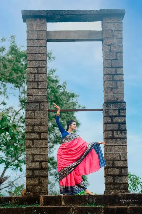 Traditional saree shoot. Photography: Ravindu Wanigasekara Photography